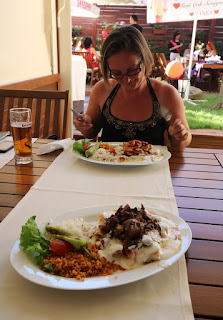 Getting stuck in to our Iskander Kebabs Getting stuck in to our Iskander Kebabs