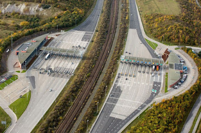 El pont que connecta Dinamarca i Suècia El pont que connecta Dinamarca i Suècia