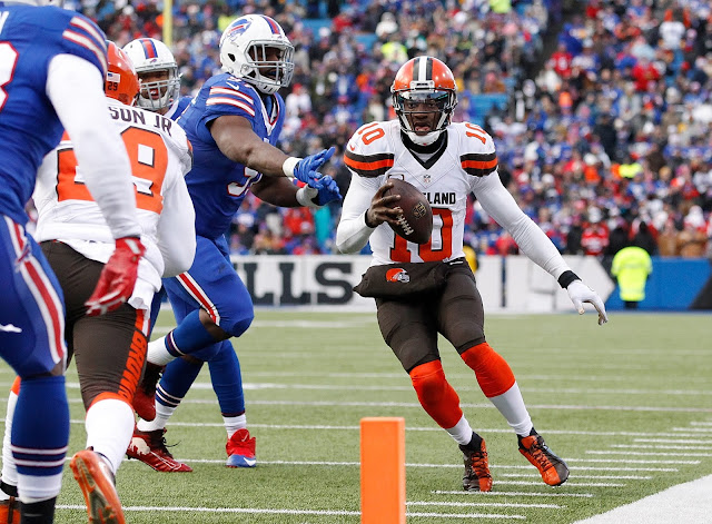 Robert Griffin III Runs Over CBS Camera Guy During Browns-Bills Game