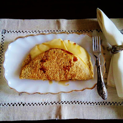 Crepe de Aveia com Queijo e Molho de Soja(sem glúten/Lactose) Crepe de Aveia