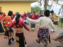 Dança ritualística tibetana
