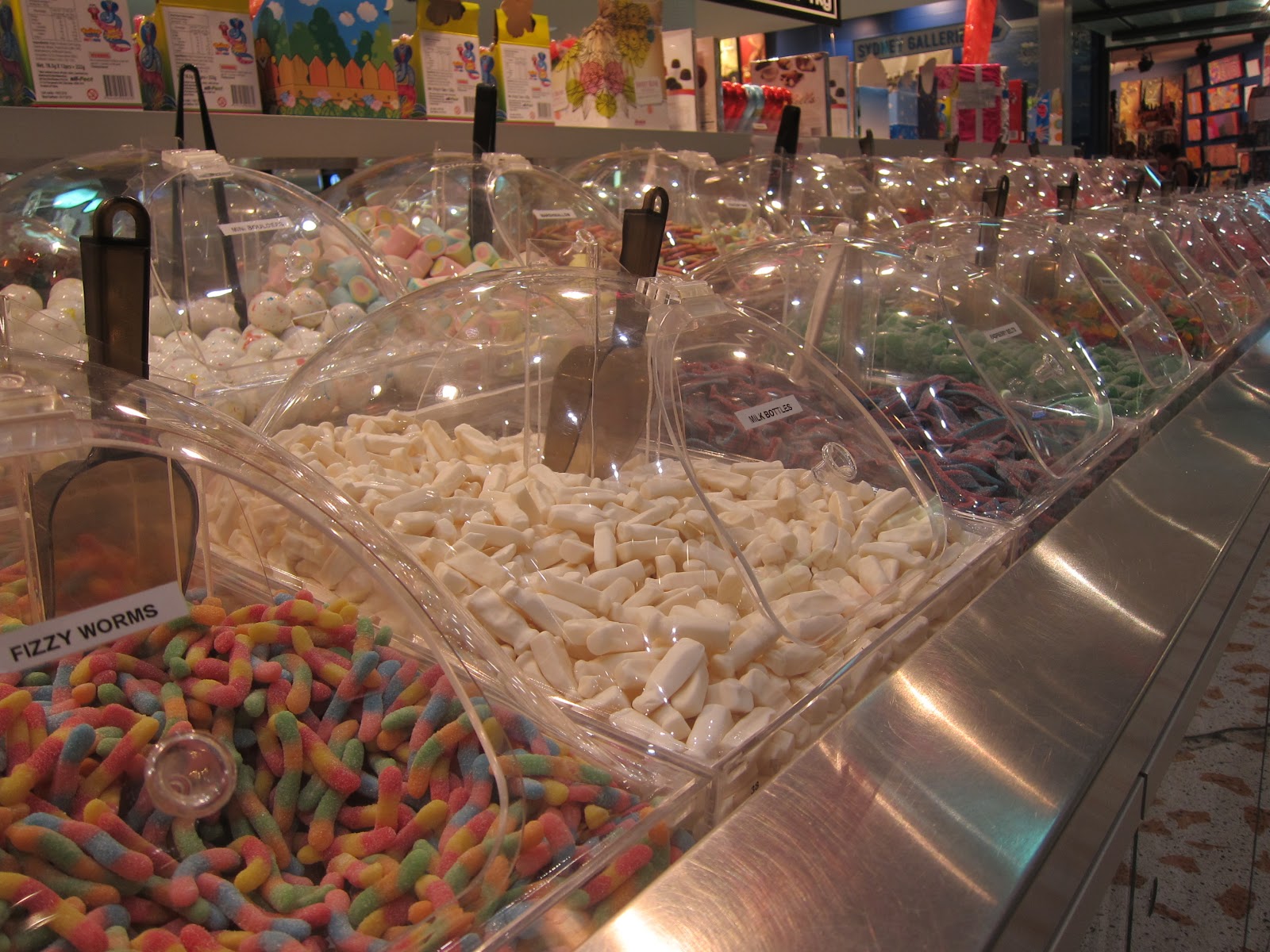 Dr. Candy, Darling Harbour Alice's Meet and Eats