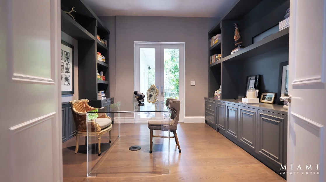 53 Interior Design Photos vs. 4100 Kiaora St, Miami Luxury Mansion Tour
