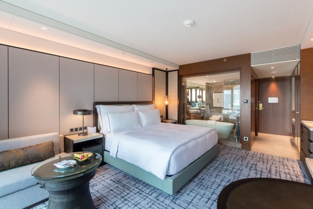 Conrad Bangkok renovated room