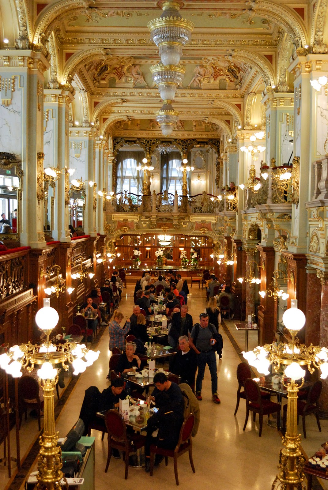 A Complete Guide to 48 Hours in Budapest Memories of the Pacific