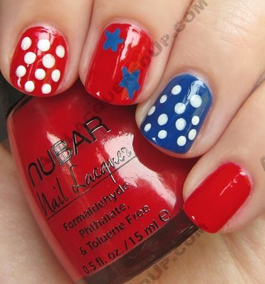 4th of July Nail Art Design Ideas : Let's Celebrate!