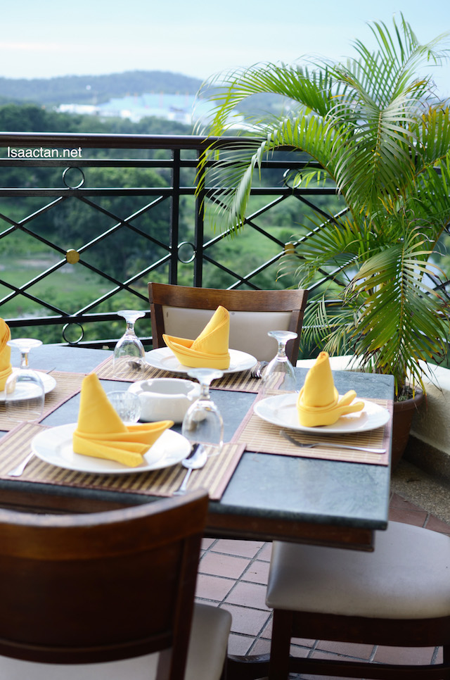 Aroi Dee Thai Restaurant @ Palm Garden Hotel, IOI Resort City Putrajaya