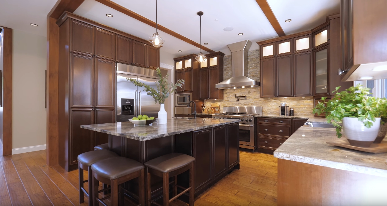 38 Photos vs. 2160 Summerwood Ln, Anmore, BC vs. Home Interior Design Tour