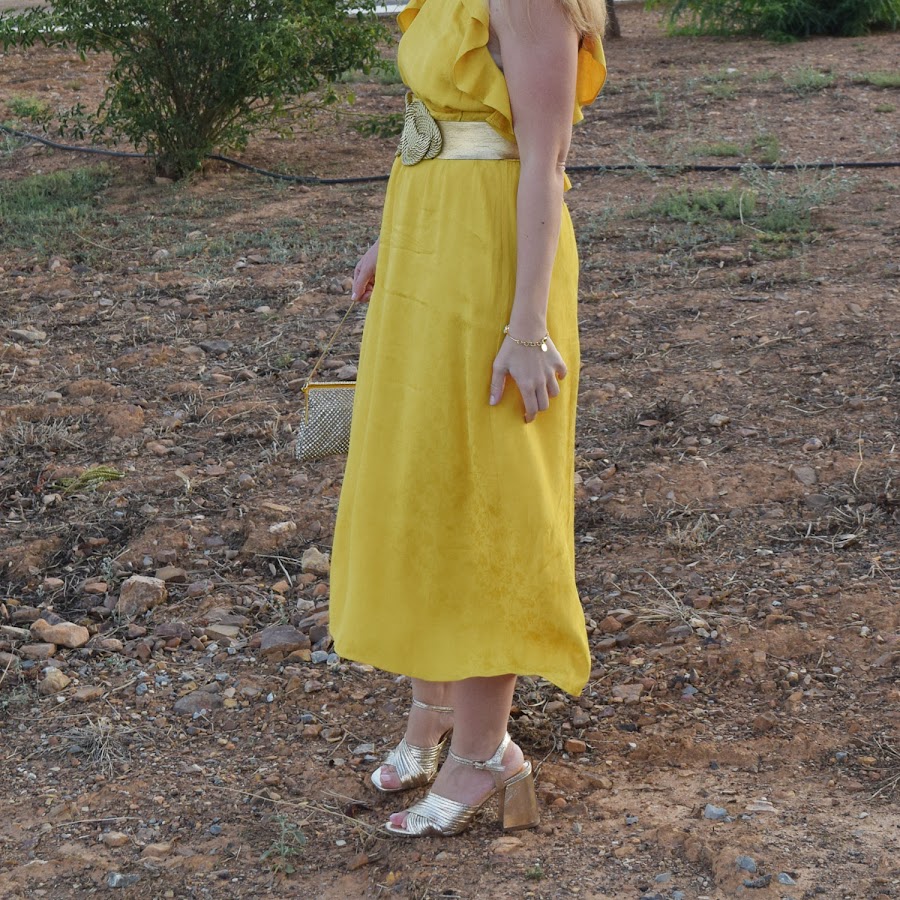 Look_amarillo_invitada_boda