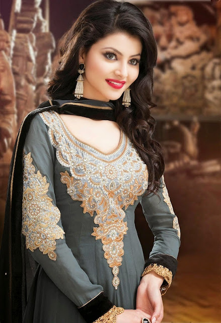 Urvashi Rautela HD Wallpapers Free Download