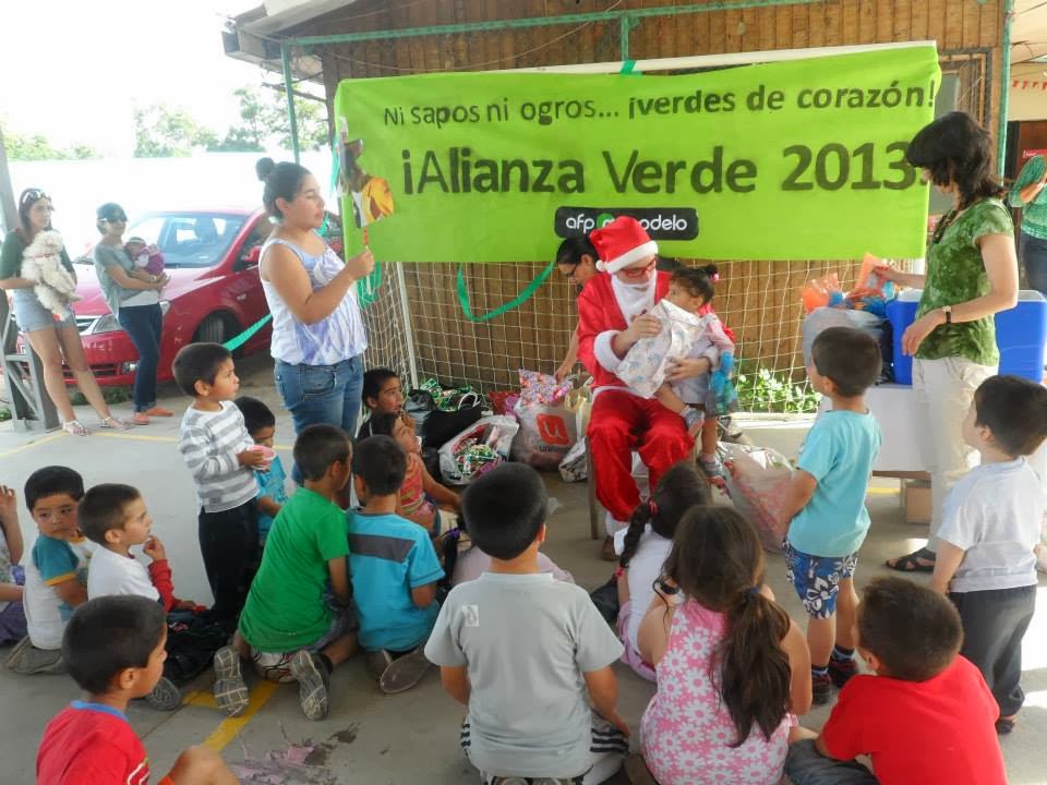 Mara in Chile El viejito pascuero Weihnachten in Chile und im Kinderheim