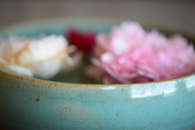 Monday vase meme, small sunny garden, amy myers ceramics, roses, stoneware, copper glaze