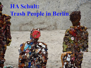 Trash People - HA Schult in Berlin