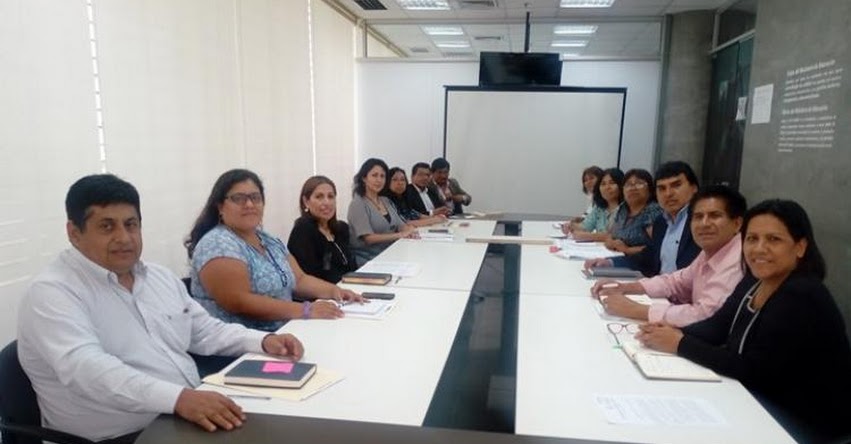 MINEDU inicia negociación colectiva con Federación de Auxiliares de Educación - FENAEP MINEDU inicia negociación colectiva con Federación de Auxiliares de Educación - FENAEP