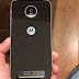 Moto Z Play: Ποζάζει σε hands on φωτογραφίες
