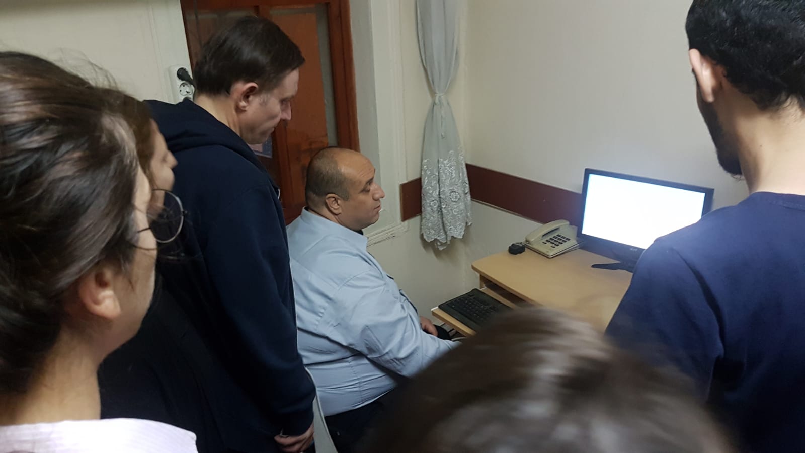 İZMİRLİ ENGELLİLER Türkiye Beyazay Derneği İzmir Şubesi Gönül soframız