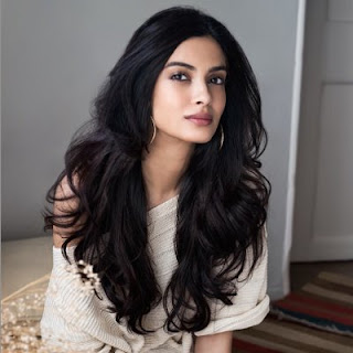 Diana Penty Upcoming Movies List 2022, 2023 & Release Dates