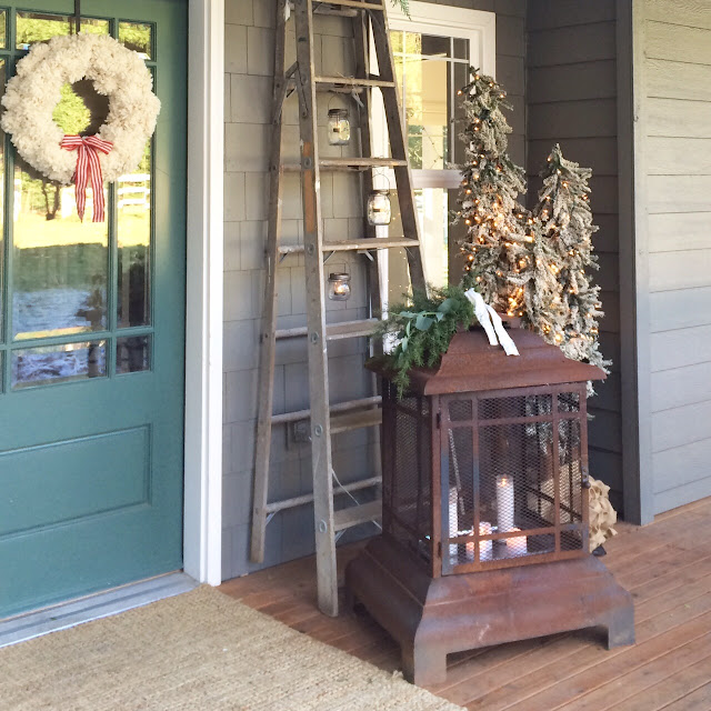 Little Farmstead: Our Farmhouse Christmas Porch (2015)