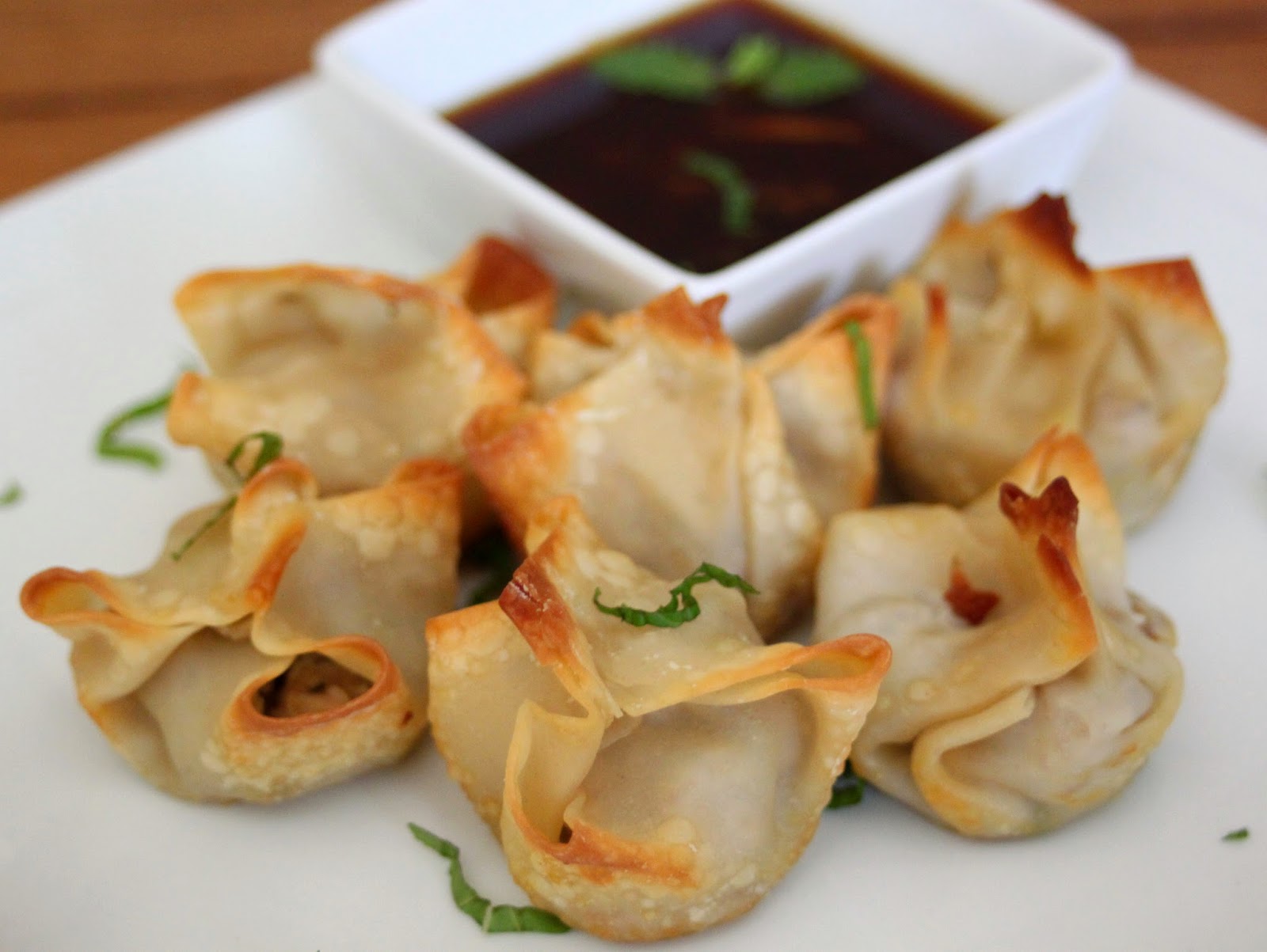 Healthy, Busy Mom: Chicken Sausage Wontons with Sriracha Orange Soy Sauce