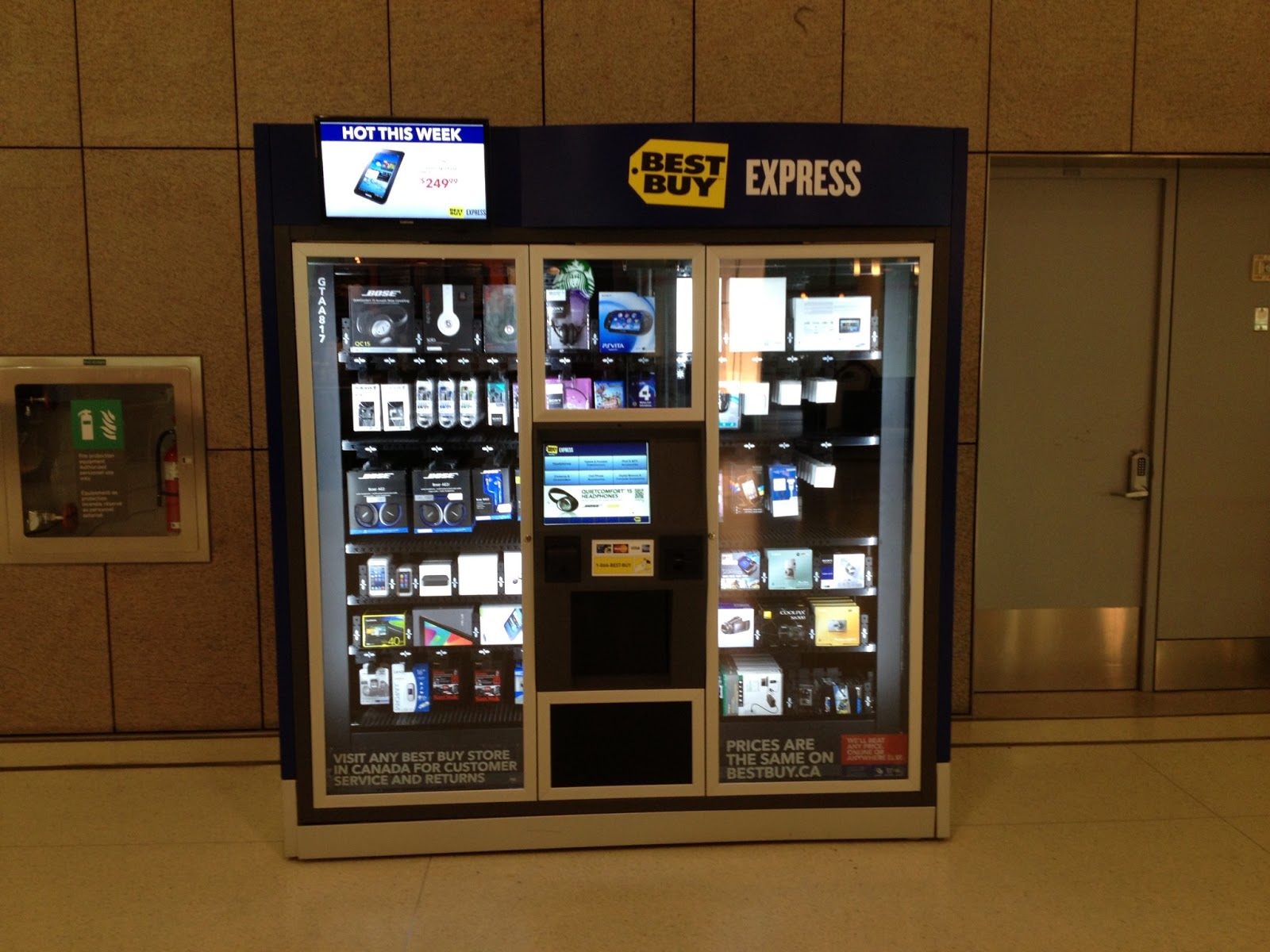 Interesting Places and Events: Best Buy Express Vending Machine Is Amazing