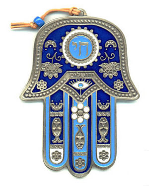 NeeSuWoo Jewelry Designs: Hamsa Symbol & Onyx for protection.
