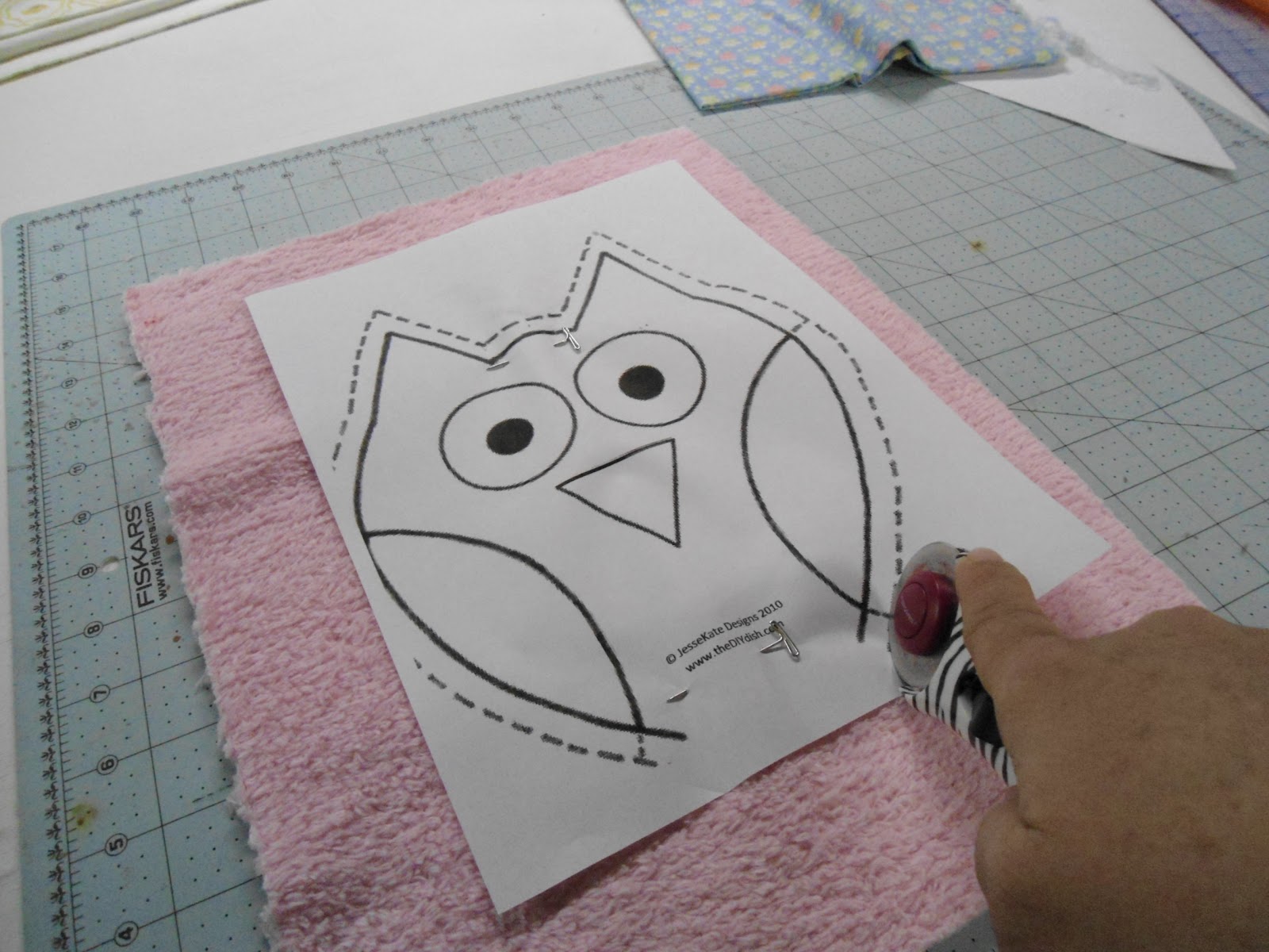 creative-home-owl-pillow