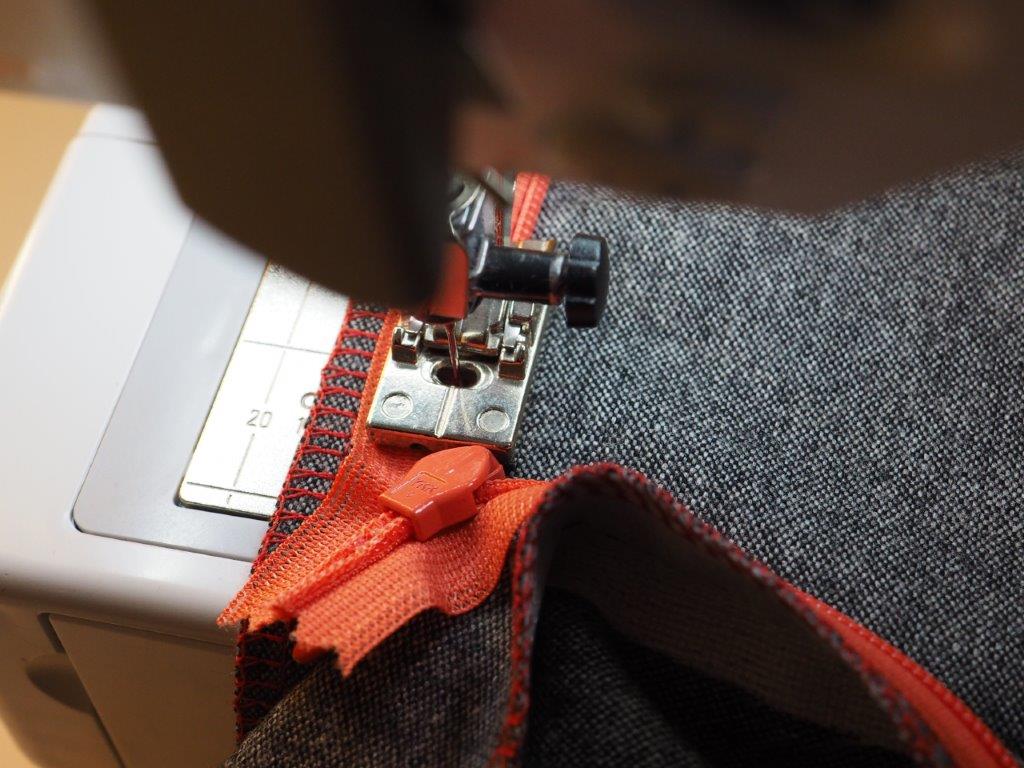 SIGRID sewing, knitting How to insert an invisible zipper (without