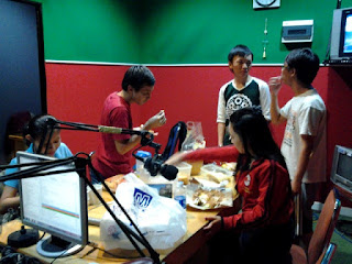 Photo Story : Doa Malam Bersama di Radio - Catatan 1 Maret 2013 - www.catatanbryant.com