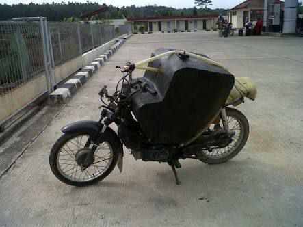 Modif Tangki Motor Paling Nyeleneh - Humor Kocakk