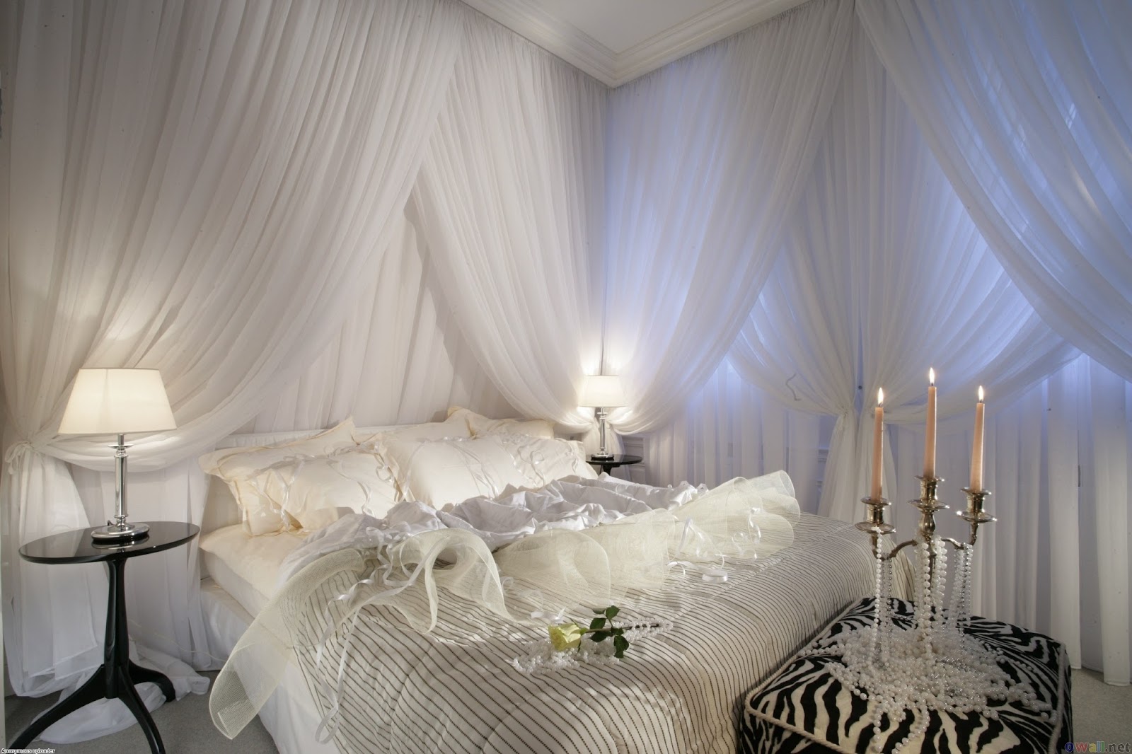How to Improve the Interior Design of your Bedroom Curtains Design