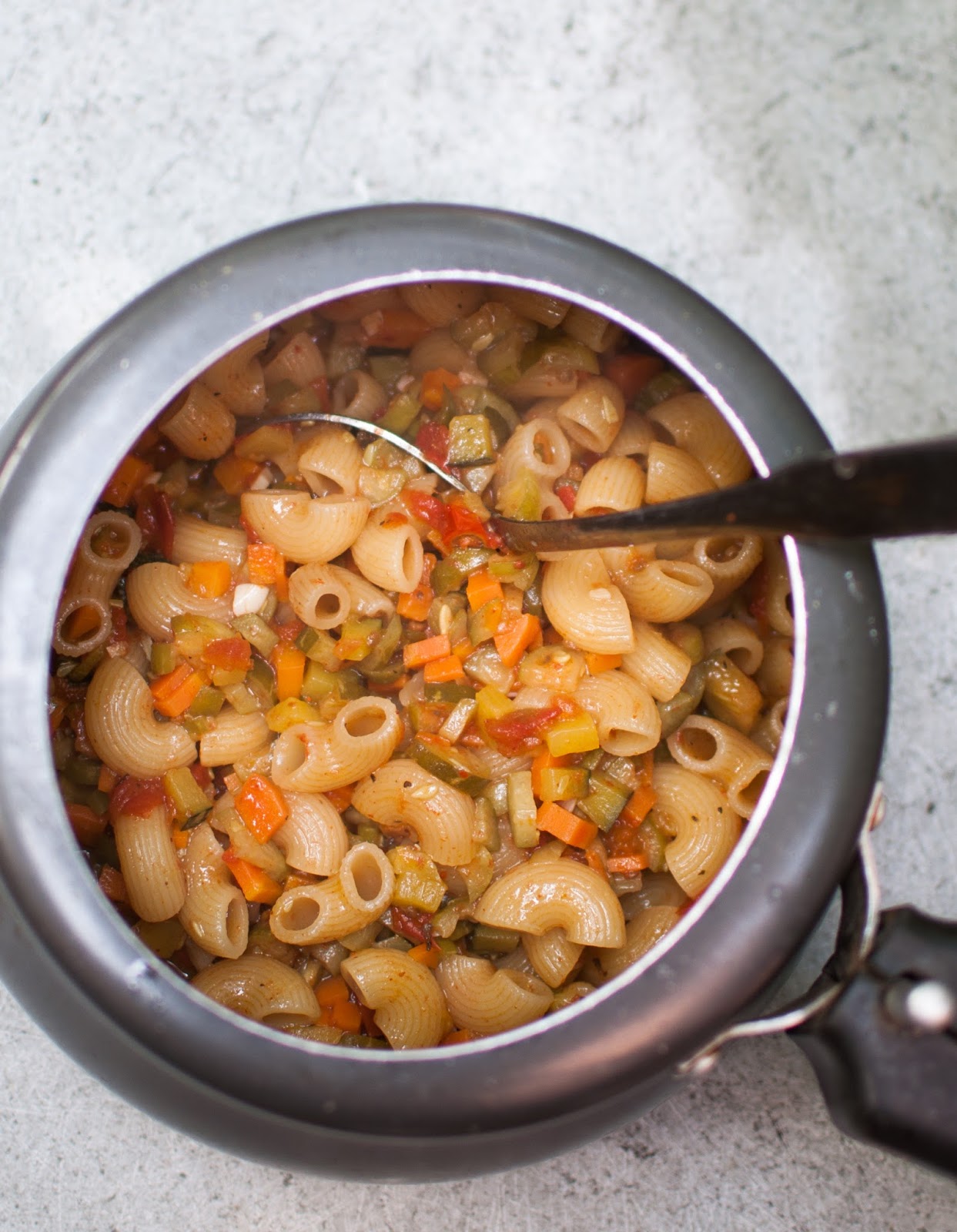 pressure cooker pasta using local and seasonal vegetables