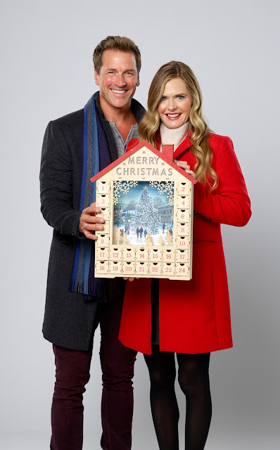 It's A Wonderful LifeStyle Hallmark's Christmas in Evergreen Tidings