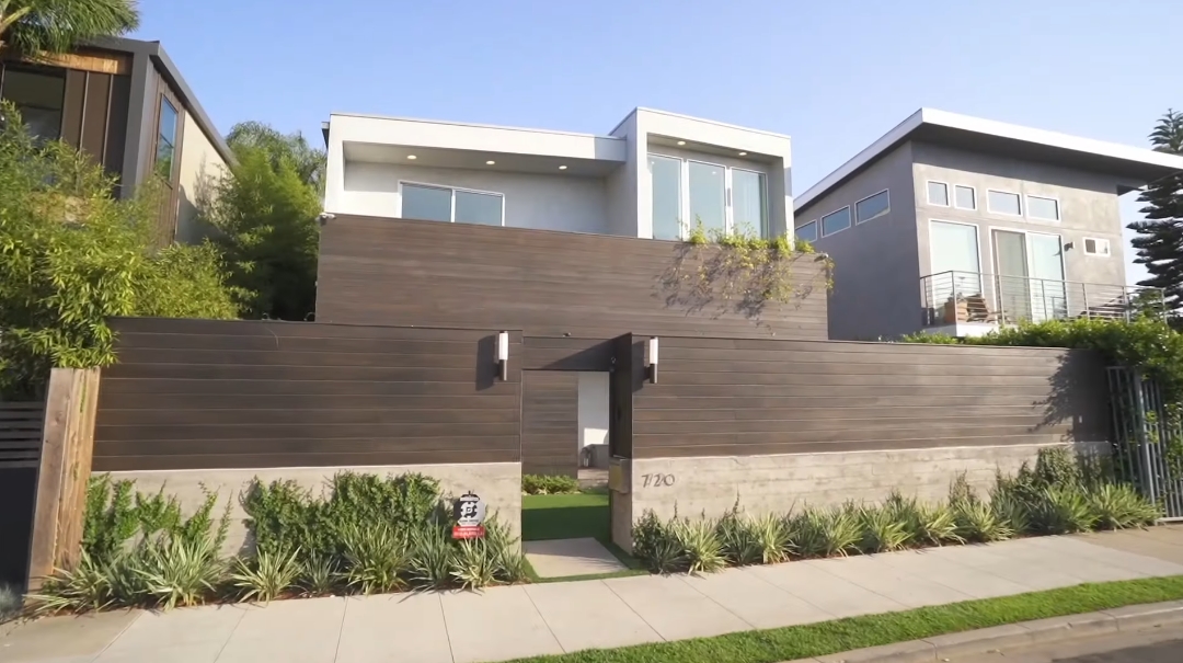 41 Interior Design Photos vs. 720 Indiana Ave, Venice, CA Luxury Home Tour