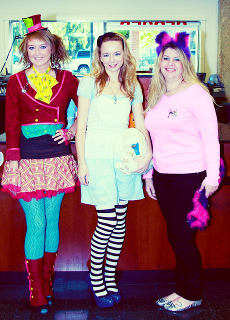 Alice in Wonderland costumes for work Halloween