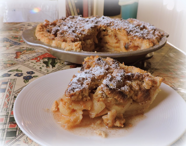 Dutch Apple Pie