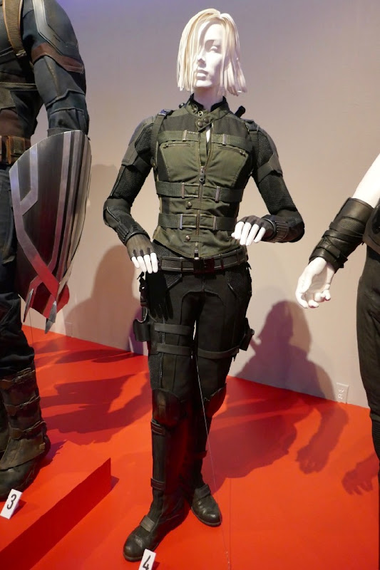 Scarlett Johansson Avengers: Infinity War Black Widow movie costume Scarlett Johansson Avengers Infinity War Black Widow costume
