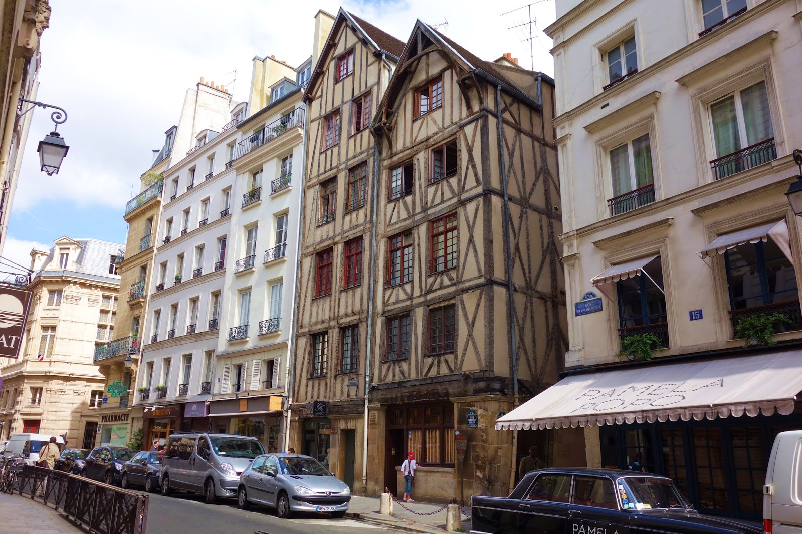 Paris : Les plus anciennes maisons de Paris, les prétendantes, les