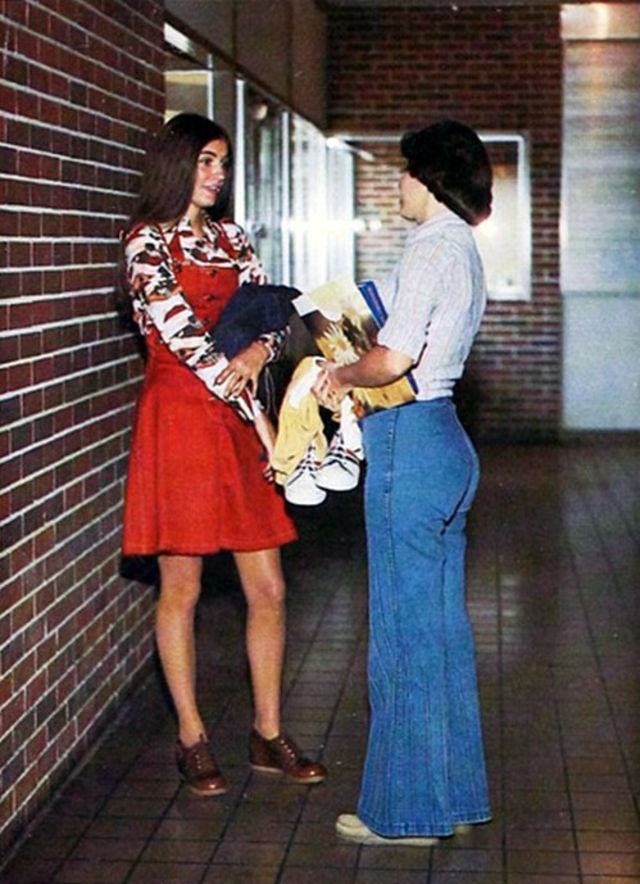 Vintage Photos High School in 1970s