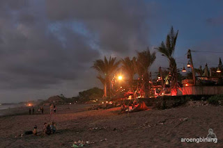 pantai batubelig kerobokan bali