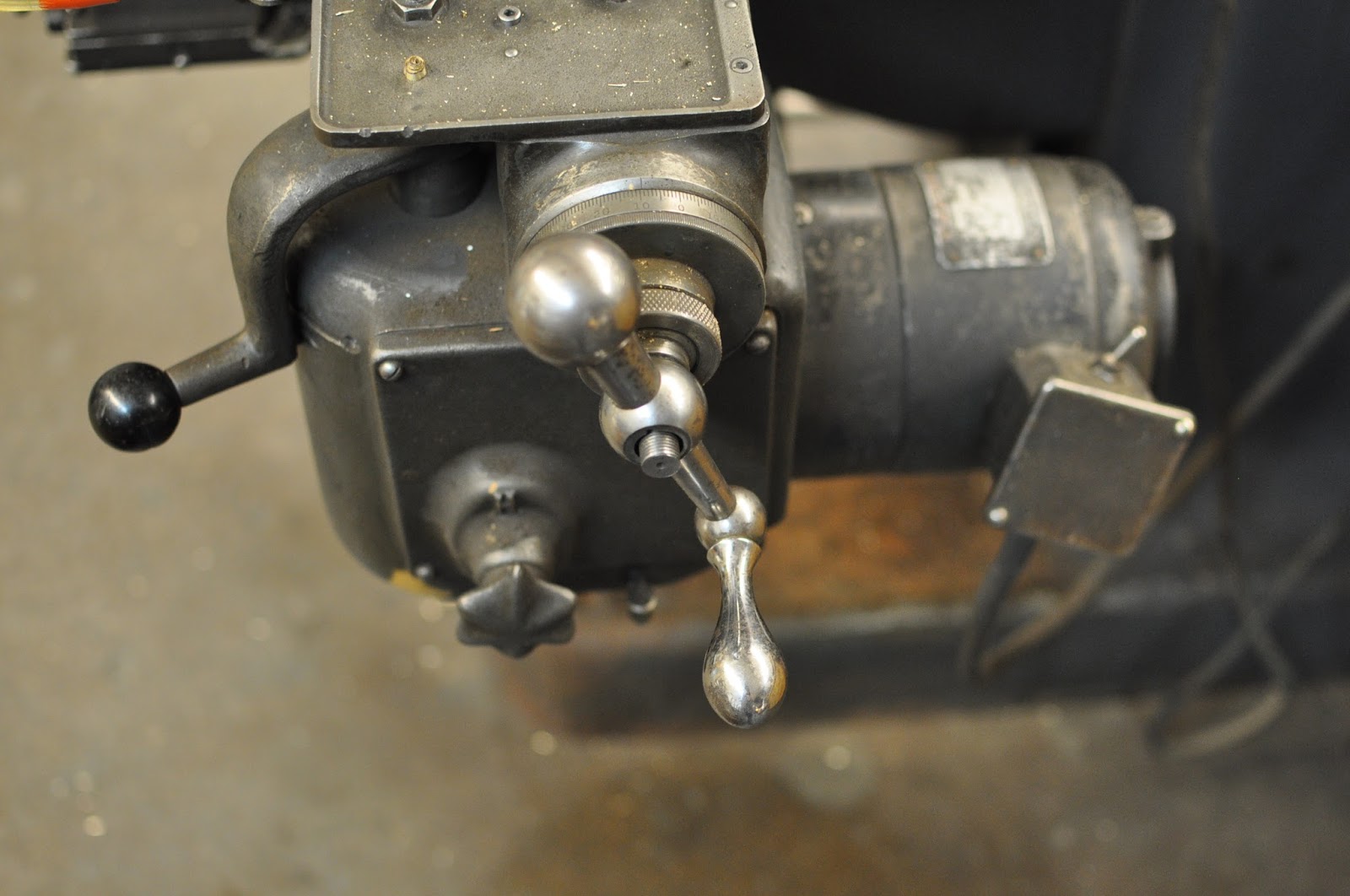 handverker: bridgeport power feed