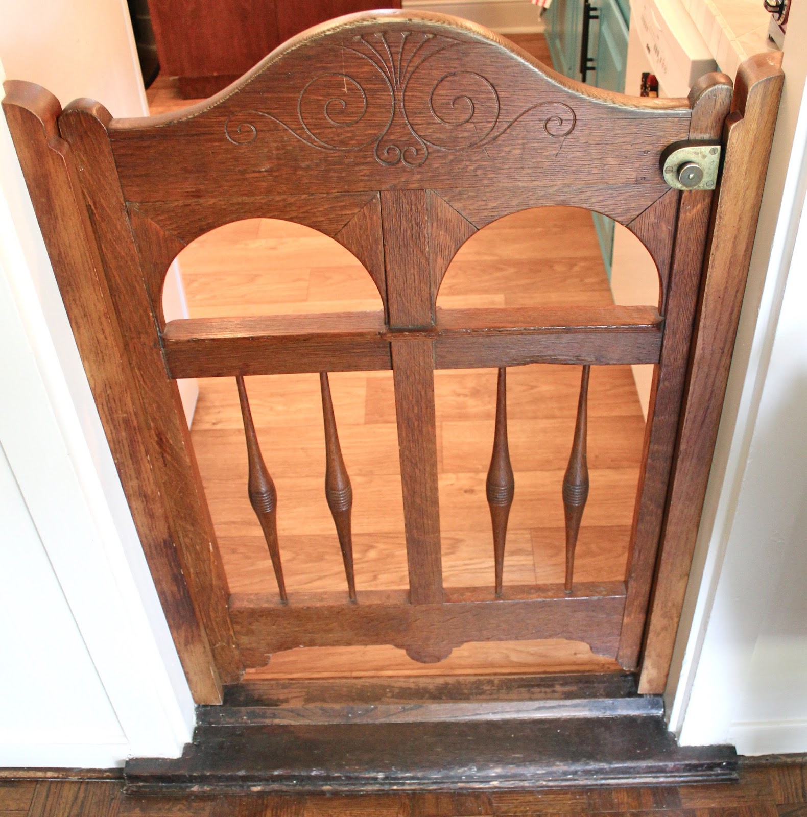 sweetgum home Kitchen Gate