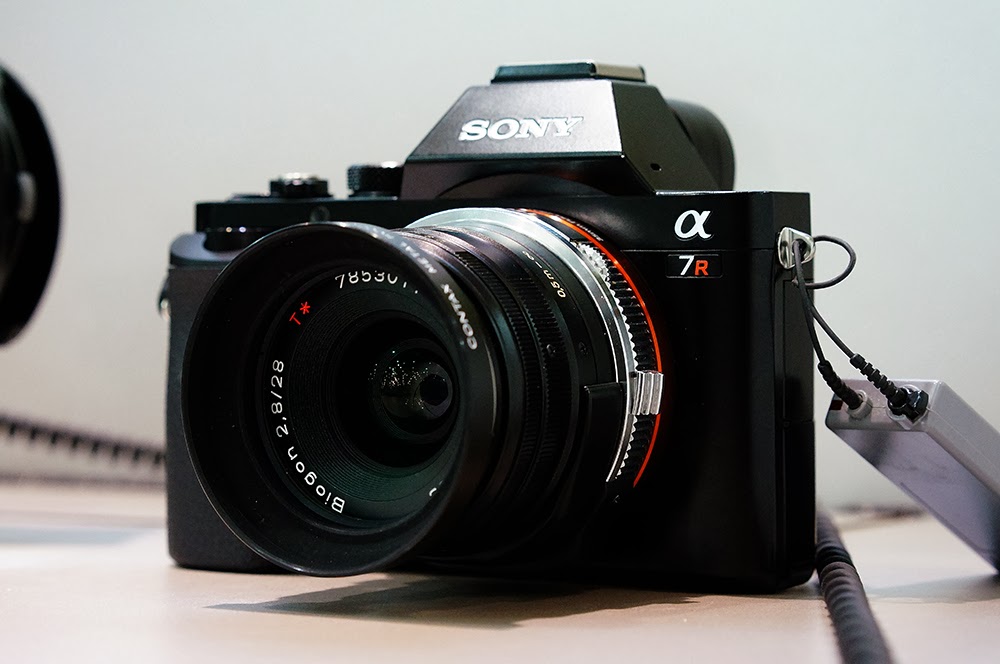 Sony A7r with Contax G 28mm Biogon