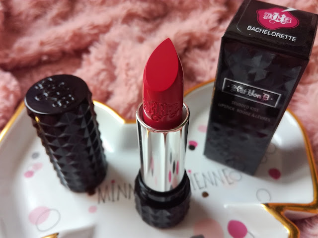 Studded Kiss Bachelorette de Kat Von D