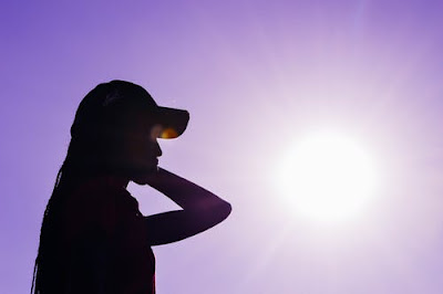 heat stroke remedies sun and woman