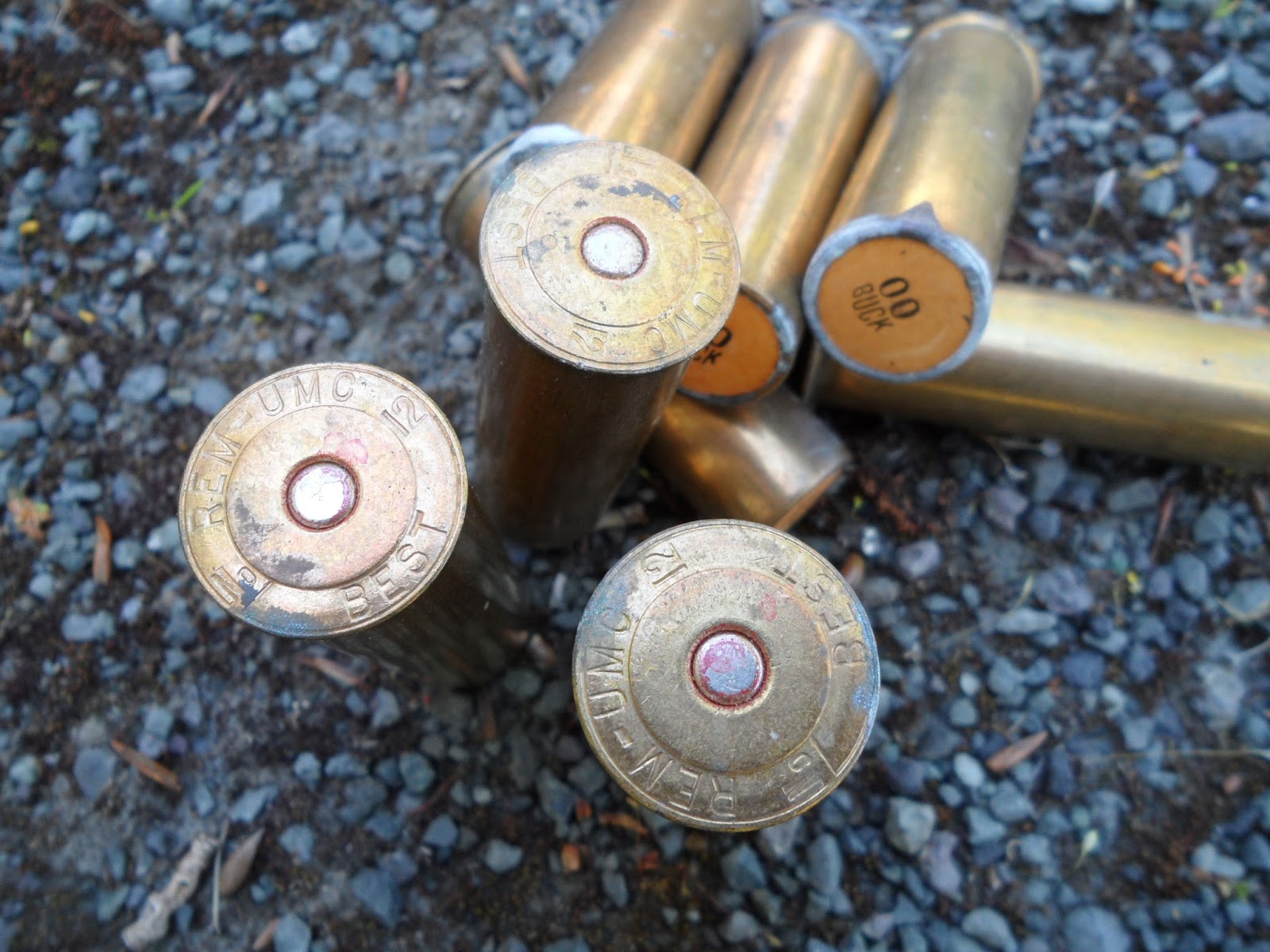 Four Bees US Military, WW2 Shotgun Shot Shells, M19, Brass, 12 gauge