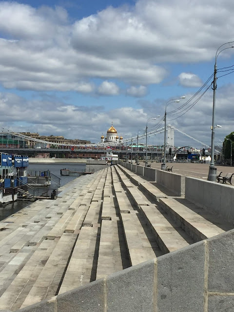 Бесплатный маршрут туриста. Город в фото. Москва.