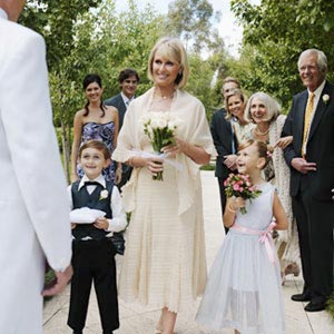Learning Proper Etiquette For A 25th Wedding Anniversary Party Celebrating A 25th Wedding Anniversary With Party Is Common But Many People Don T Know The Proper Etiquette For Such An Event