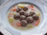 TERBİYELİ KÖFTE (SULU KÖFTE) kolay tencere yemekleri
