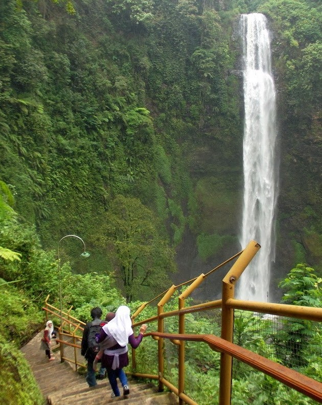 Semut Iren6 Tempat Wisata Air Terjun Atau Curug Cimahi Jawa Semut Iren6 Tempat Wisata Air Terjun Atau Curug Cimahi Jawa
