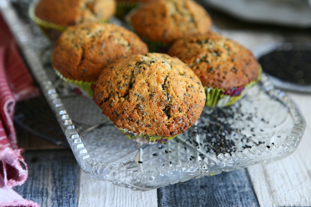 Black Sesame Spelt Muffins